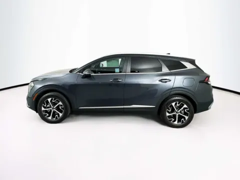 More photos of 2023 Kia Sportage Hybrid EX at Unicars Honda, CA
