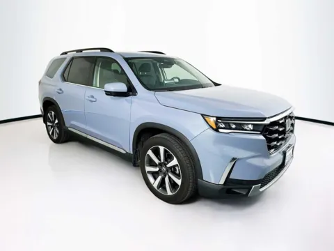 Gray 2023 Honda Pilot Elite for sale in Indio, CA
