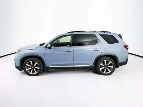 More photos of 2023 Honda Pilot Elite at Unicars Honda, CA