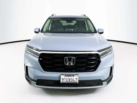Photos of 2023 Honda Pilot Elite for sale in Indio, CA at Unicars Honda