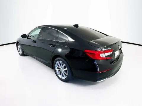 More photos of 2022 Honda Accord LX at Unicars Honda, CA
