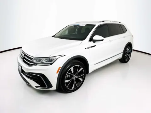 Another view of 2022 Volkswagen Tiguan SEL R-Line for sale in Indio, CA at Unicars Honda