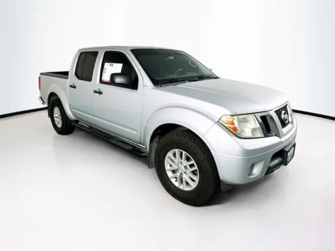 Silver 2017 Nissan Frontier SV V6 for sale in Indio, CA