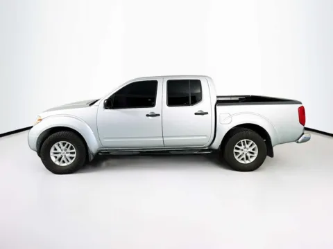 More photos of 2017 Nissan Frontier SV V6 at Unicars Honda, CA