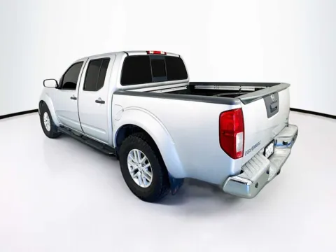 More photos of 2017 Nissan Frontier SV V6 at Unicars Honda, CA