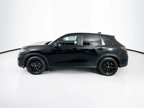 More photos of 2024 Honda HR-V Sport at Unicars Honda, CA