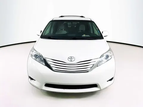 Photos of 2017 Toyota Sienna LE for sale in Indio, CA at Unicars Honda