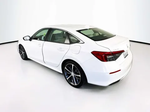 More photos of 2023 Honda Civic Touring at Unicars Honda, CA