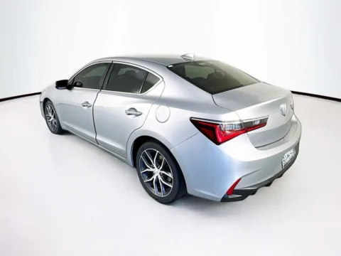 More photos of 2019 Acura ILX w/Premium Pkg at Unicars Honda, CA