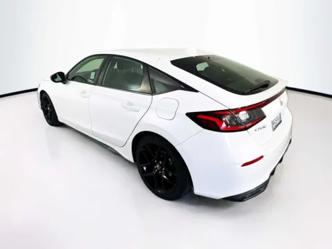 More photos of 2022 Honda Civic Hatchback Sport at Unicars Honda, CA