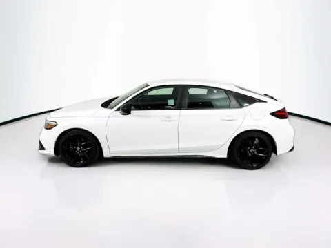 More photos of 2022 Honda Civic Hatchback Sport at Unicars Honda, CA