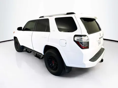 More photos of 2022 Toyota 4Runner SR5 at Unicars Honda, CA