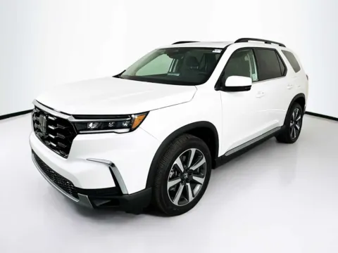 Another view of 2025 Honda Pilot Touring for sale in Indio, CA at Unicars Honda
