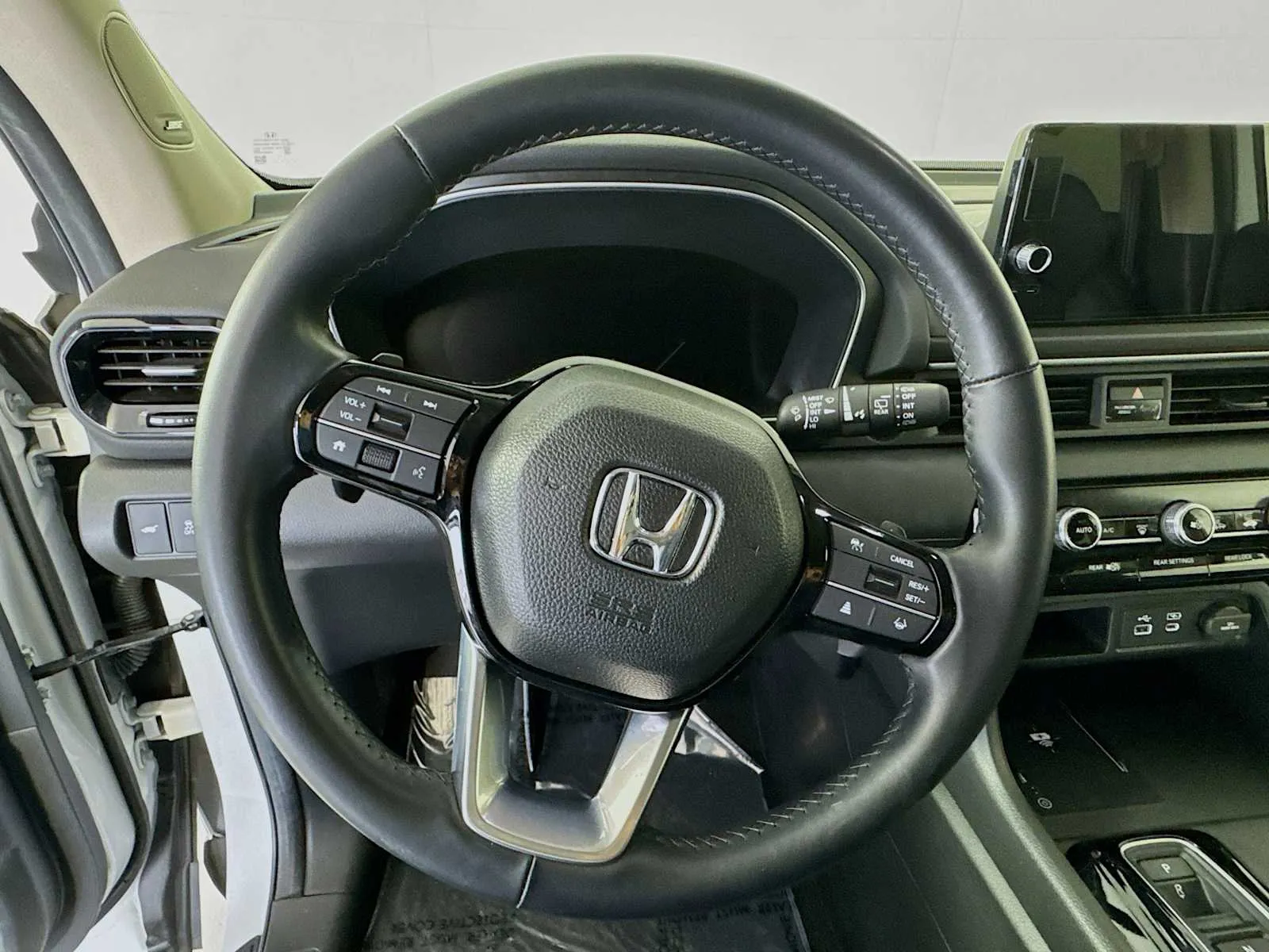 Honda Pilot photo 11