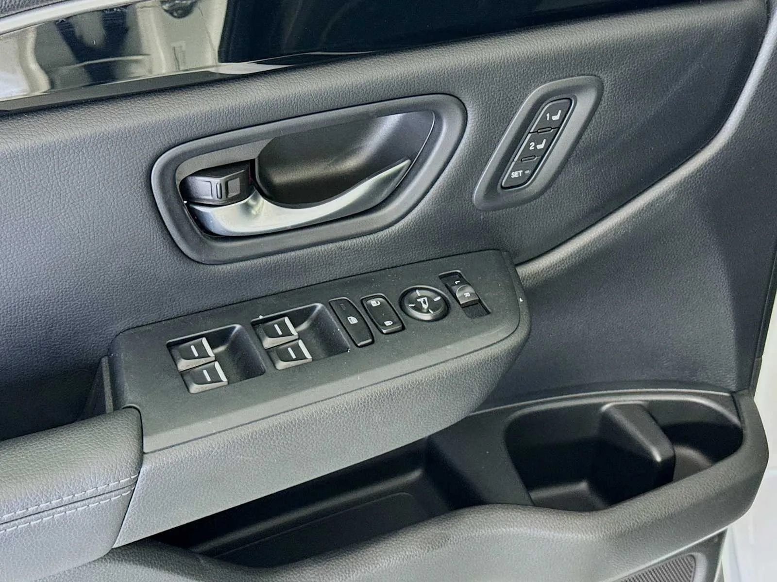 Honda Pilot photo 18