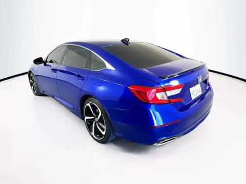 More photos of 2022 Honda Accord Sport at Unicars Honda, CA