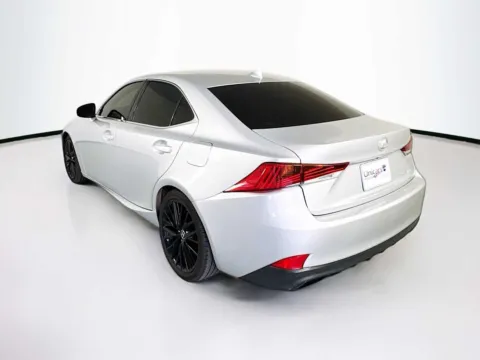 More photos of 2018 Lexus IS at Unicars Honda, CA