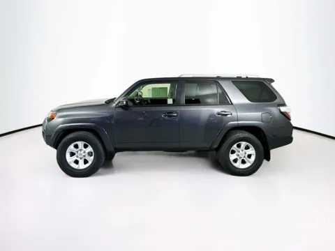 More photos of 2017 Toyota 4Runner SR5 at Unicars Honda, CA