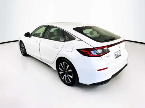 More photos of 2022 Honda Civic Hatchback EX-L at Unicars Honda, CA