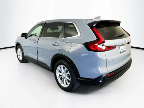 More photos of 2024 Honda CR-V EX-L at Unicars Honda, CA