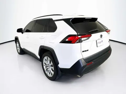More photos of 2024 Toyota RAV4 XLE Premium at Unicars Honda, CA