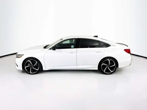 More photos of 2022 Honda Accord Sport SE at Unicars Honda, CA