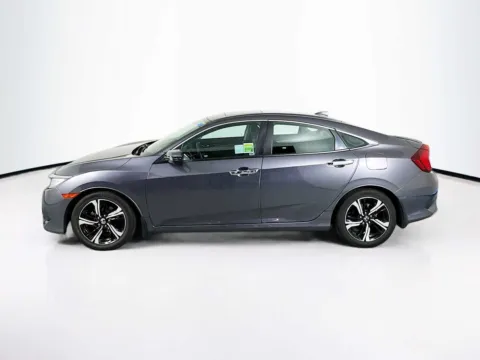 More photos of 2017 Honda Civic Touring at Unicars Honda, CA