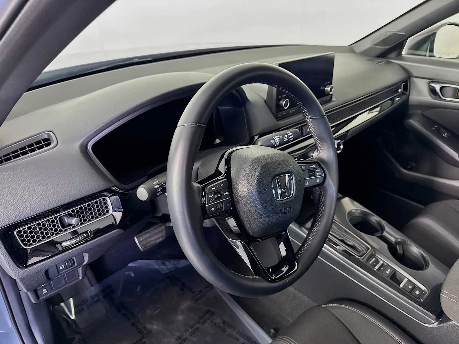 Honda Civic photo 9