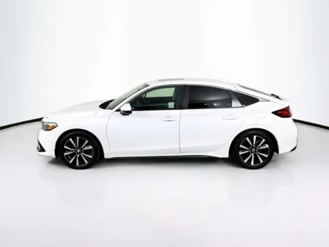 More photos of 2024 Honda Civic Hatchback EX-L at Unicars Honda, CA