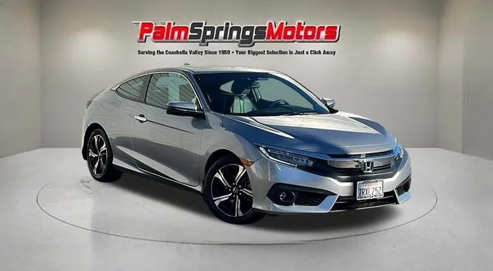 2016 Honda Civic Touring's photo