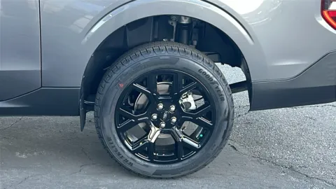 More photos of 2025 Ford Maverick XLT at Fiesta Ford, Inc., CA