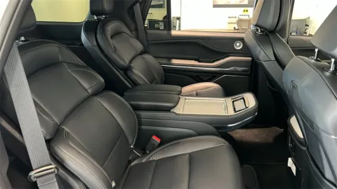More photos of 2025 Lincoln Navigator Reserve at Fiesta Ford, Inc., CA