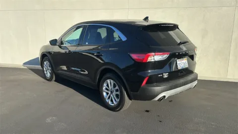 More photos of 2022 Ford Escape SE at Fiesta Ford, Inc., CA