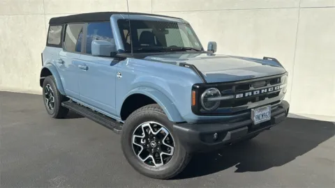 Gray 2023 Ford Bronco Outer Banks for sale in Indio, CA