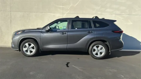 More photos of 2024 Toyota Highlander LE at Fiesta Ford, Inc., CA