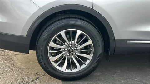 More photos of 2021 Lincoln Nautilus Standard at Fiesta Ford, Inc., CA