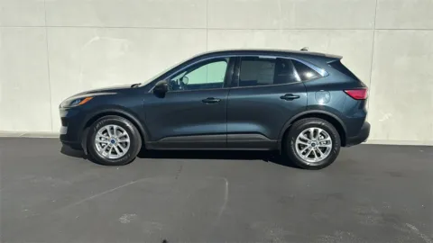 More photos of 2022 Ford Escape SE at Fiesta Ford, Inc., CA