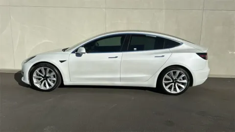 More photos of 2020 Tesla Model 3 Long Range at Fiesta Ford, Inc., CA