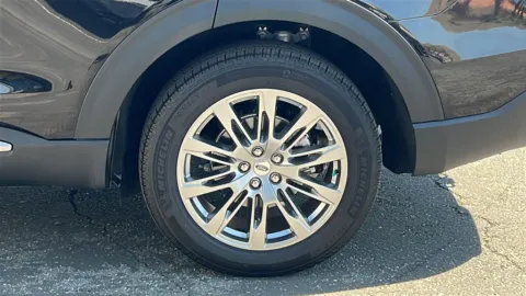 More photos of 2025 Ford Explorer Platinum at Fiesta Ford, Inc., CA