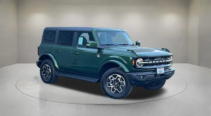Green 2025 Ford Bronco Outer Banks for sale in Indio, CA