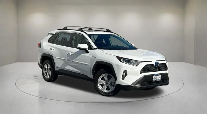 2019 Toyota RAV4 Hybrid XLE for sale in Indio, CA