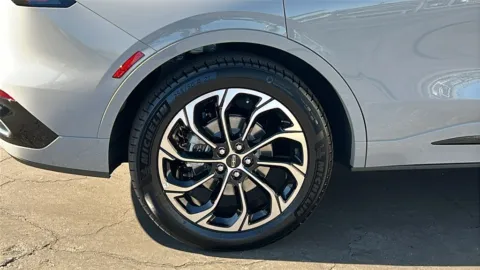 More photos of 2026 Lincoln Nautilus Reserve at Fiesta Ford, Inc., CA