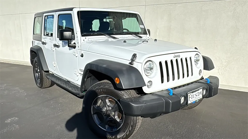 White 2017 Jeep Wrangler Unlimited Sport for sale in Indio, CA