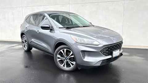 Gray 2022 Ford Escape SE for sale in Indio, CA