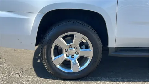 More photos of 2016 Chevrolet Suburban LT at Fiesta Ford, Inc., CA