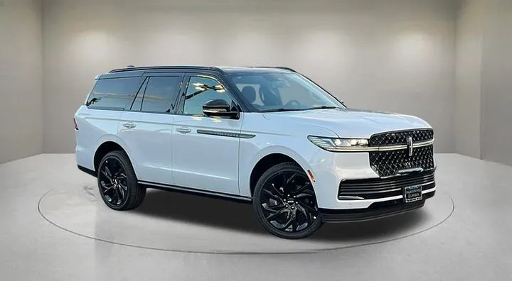 White 2025 Lincoln Navigator Black Label for sale in Indio, CA