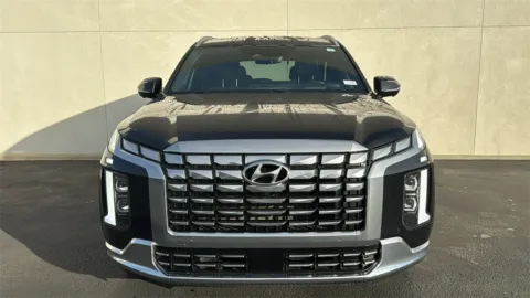 Photos of 2023 Hyundai Palisade Calligraphy for sale in Indio, CA at Fiesta Ford, Inc.