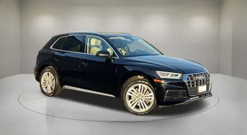 Black 2018 Audi Q5 2.0T for sale in Indio, CA