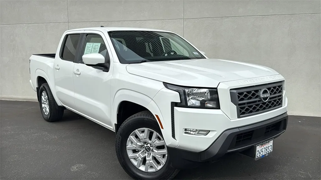 White 2023 Nissan Frontier SV for sale in Indio, CA