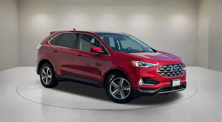 Red 2022 Ford Edge SEL for sale in Indio, CA